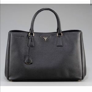 Prada Saffiano Lux Tote in black